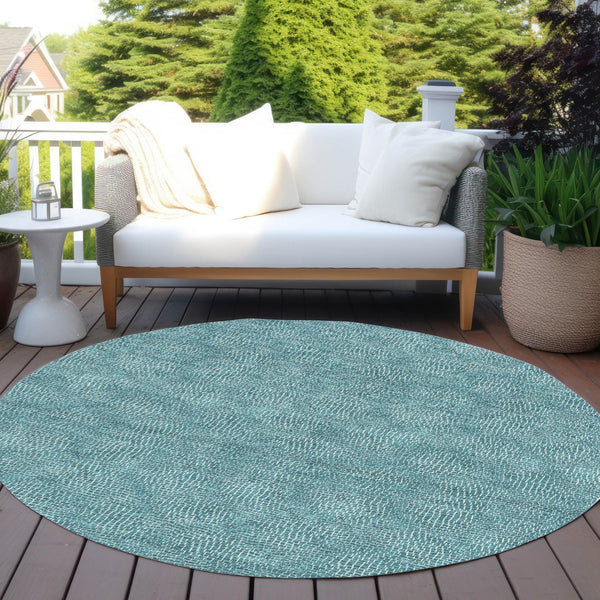 Homeroots 3' Beige And Ivory Geometric Washable Area Rug - Perfect For Indoor And Outdoor Comfort & Style 8' Round Polyester 602397