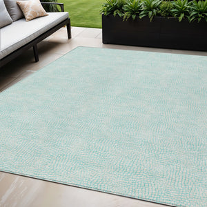 Homeroots 3' Artichoke Green Geometric Washable Area Rug For Indoor And Outdoor Spaces - Durable Style! 5' X 8' Polyester 602408