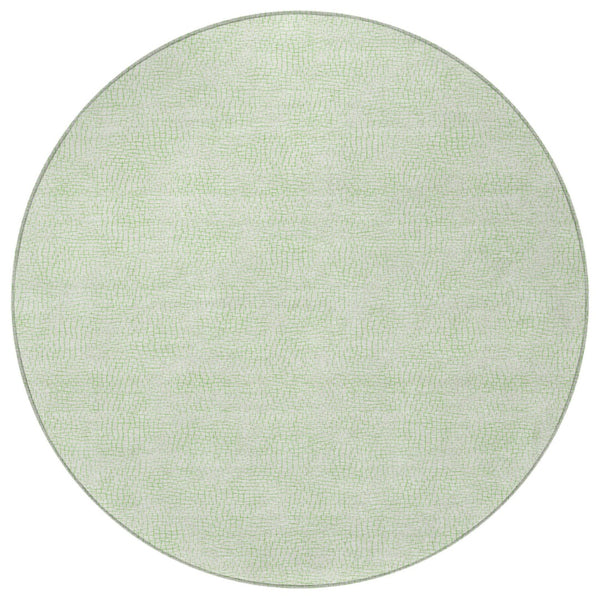 Homeroots 3' Artichoke Green Geometric Washable Area Rug For Indoor And Outdoor Spaces - Durable Style! 8' Round Polyester 602427