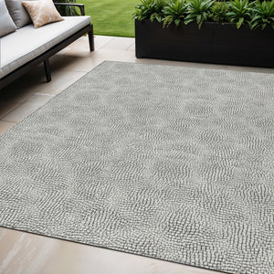 Homeroots 3' Artichoke Green Geometric Washable Area Rug For Indoor And Outdoor Spaces - Durable Style! 5' X 8' Polyester 602456