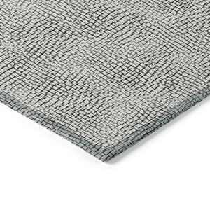 Homeroots 3' Artichoke Green Geometric Washable Area Rug For Indoor And Outdoor Spaces - Durable Style! 5' X 8' Polyester 602456