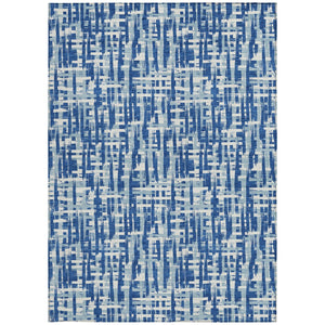 Homeroots 3' Stylish Black, Gray, And Ivory Abstract Washable Area Rug For Indoor And Outdoor Spaces 10' X 14' Polyester 602490