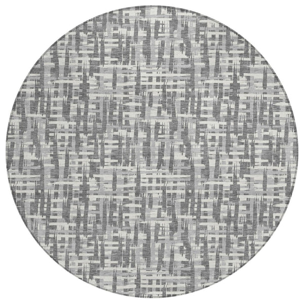 HomeRoots 5' Gray and Charcoal Abstract Area Rug – Stylish Indoor/Outdoor Design, Easy-Care, Durable & Versatile 8' Round 602505