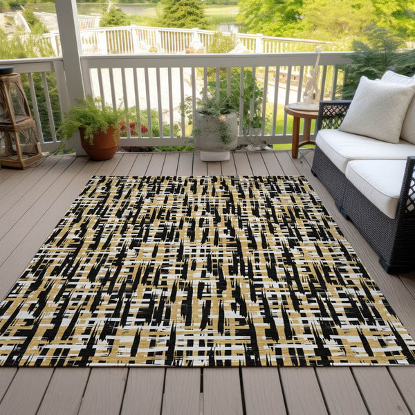Homeroots 3' Beige And Gray Abstract Washable Indoor-outdoor Area Rug For Stylish Spaces And Durability 5' X 8' Polyester 602546