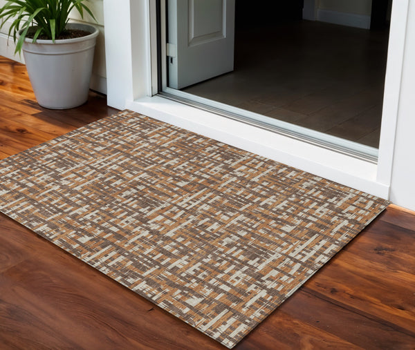 Homeroots 3' Beige And Gray Abstract Washable Indoor-outdoor Area Rug For Stylish Spaces And Durability 3' X 5' Polyester 602551