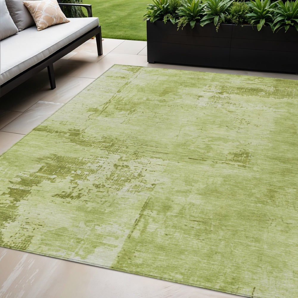 HomeRoots 5' Contemporary Lime Green and Ivory Abstract Area Rug - Durable, Washable for Indoor & Outdoor Use 5' X 8' 602714