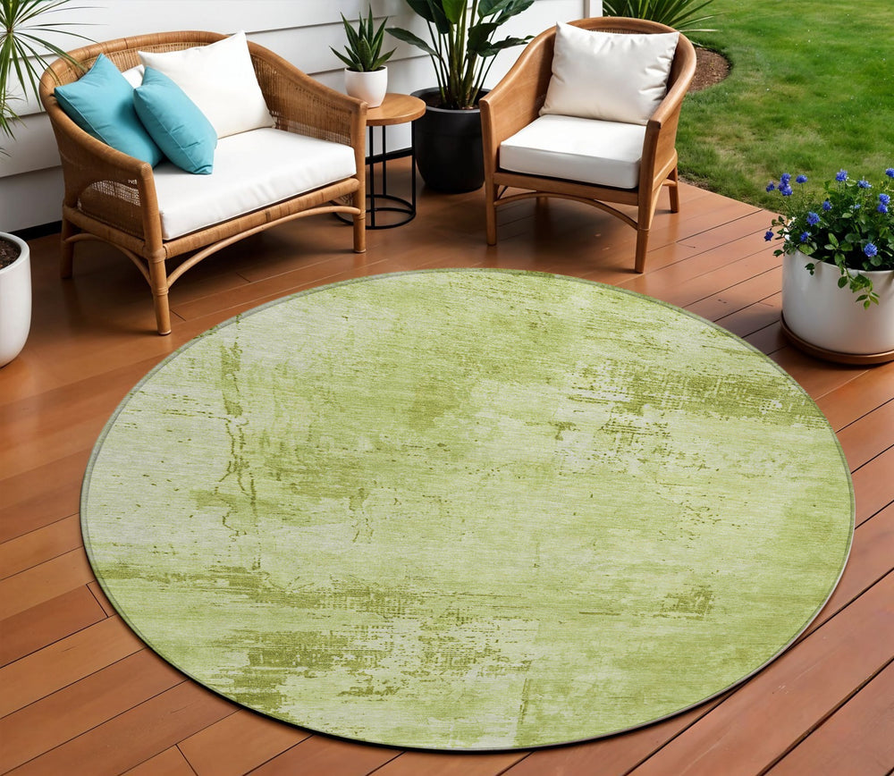 Homeroots 3' Beige And Gray Abstract Washable Indoor Outdoor Area Rug For Versatile Home Decor Solutions 8' Round Polyester 602715
