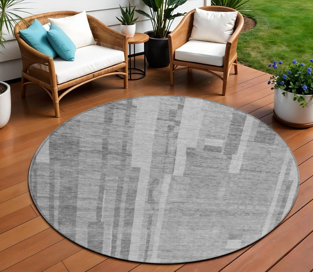 HomeRoots 5' Stylish Gray and Silver Striped Washable Rug - Perfect for Indoor and Outdoor High-Traffic Areas 8' Round 602787