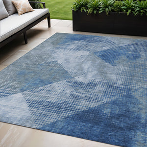 Homeroots 3' Brown And Beige Geometric Washable Area Rug – Perfect For Indoor And Outdoor High Traffic Spaces 5' X 8' Polyester 602834