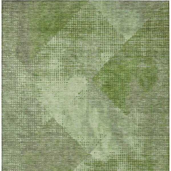 Homeroots 3' Brown And Beige Geometric Washable Area Rug – Perfect For Indoor And Outdoor High Traffic Spaces 5' X 8' Polyester 602840