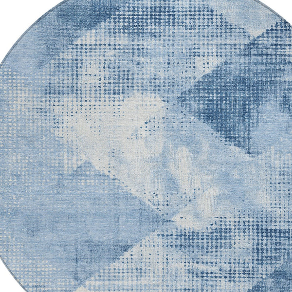 Homeroots 3' Brown And Beige Geometric Washable Area Rug – Perfect For Indoor And Outdoor High Traffic Spaces 8' Round Polyester 602853