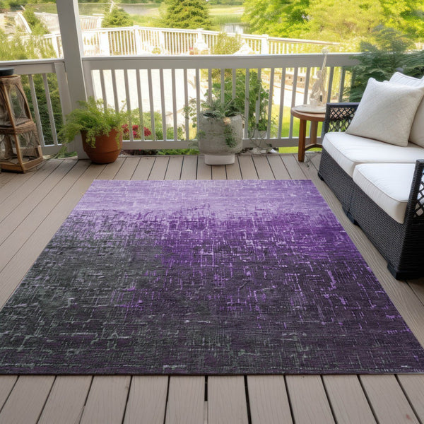 Homeroots 3' Blush And Dark Gray Ombre Washable Area Rug - Perfect For Indoor And Outdoor Spaces, Durable Design 10' X 14' Polyester 602898