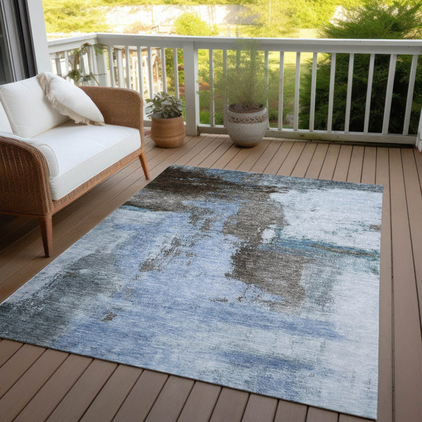 Homeroots 3' Brown & Light Yellow Abstract Rug – Stylish Washable Indoor/Outdoor Area Rug For Any Space 10' X 14' Polyester 602956
