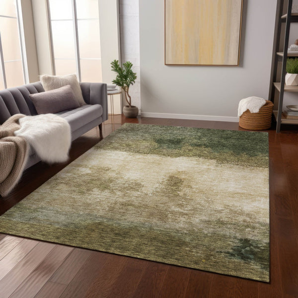 Homeroots 3' Enhance Your Space With A Stylish Fern Green & Beige Abstract Washable Indoor Outdoor Rug 3' X 5' Polyester 603017