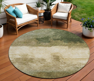 Homeroots 3' Enhance Your Space With A Stylish Fern Green & Beige Abstract Washable Indoor Outdoor Rug 8' Round Polyester 603019