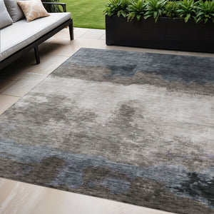 Homeroots 3' Enhance Your Space With A Stylish Fern Green & Beige Abstract Washable Indoor Outdoor Rug 5' X 8' Polyester 603024