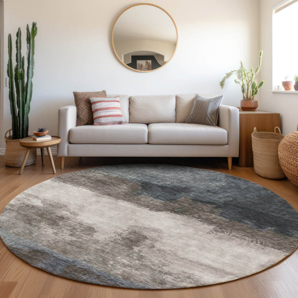 Homeroots 3' Enhance Your Space With A Stylish Fern Green & Beige Abstract Washable Indoor Outdoor Rug 8' Round Polyester 603025