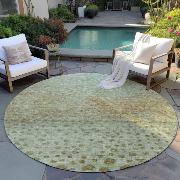Homeroots 3' Stylish Artichoke Green Abstract Washable Area Rug For Indoor And Outdoor Spaces, Durable Design 8' Round Polyester 603073
