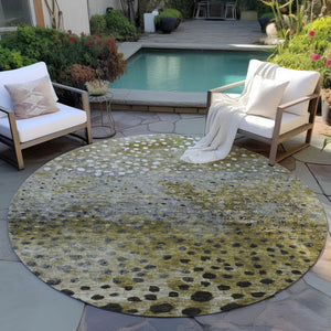 Homeroots 3' Stylish Artichoke Green Abstract Washable Area Rug For Indoor And Outdoor Spaces, Durable Design 8' Round Polyester 603079