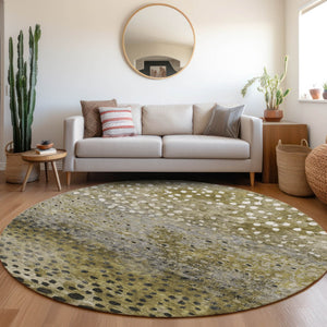 Homeroots 3' Stylish Artichoke Green Abstract Washable Area Rug For Indoor And Outdoor Spaces, Durable Design 8' Round Polyester 603079