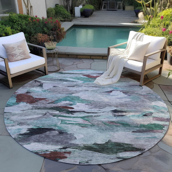Homeroots 3' Beige Green Brown Abstract Washable Area Rug - Perfect For Indoor And Outdoor Spaces, Durable Design 8' Round Polyester 603139