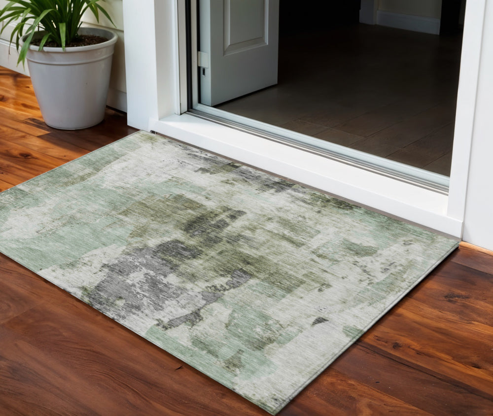 Homeroots 3' Stylish Mint Green And Gray Abstract Washable Area Rug For Indoor And Outdoor Spaces 3' X 5' Polyester 603143