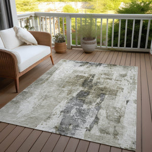 Homeroots 3' Stylish Mint Green And Gray Abstract Washable Area Rug For Indoor And Outdoor Spaces 8' X 10' Polyester 603152