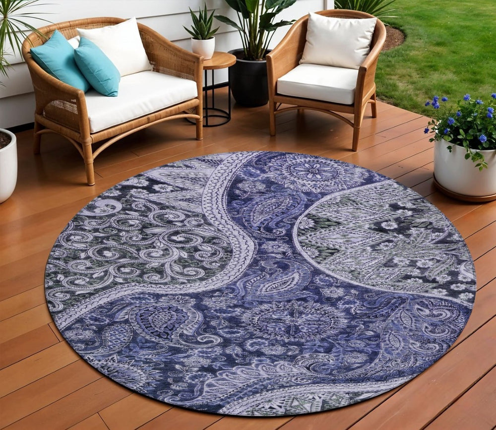 HomeRoots 5' Elegant Floral Medallion Washable Area Rug in Navy, Gray & Green for Indoor & Outdoor Use 8' Round 603181