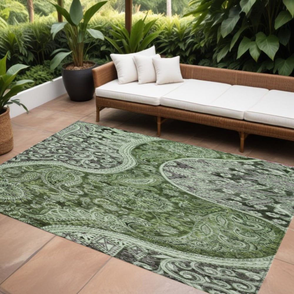 HomeRoots 9' X 12' Washable Olive Green Floral Medallion Area Rug - Durable Indoor/Outdoor Elegance, Easy Care 603189