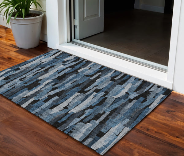 Homeroots 3'' Striped Washable Indoor Outdoor Area Rug - Durable, Stain Resistant, Perfect For High Traffic Spaces 3' X 5' Polyester 603215