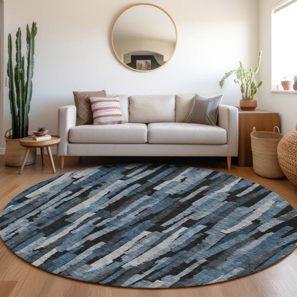 Homeroots 3'' Striped Washable Indoor Outdoor Area Rug - Durable, Stain Resistant, Perfect For High Traffic Spaces 8' Round Polyester 603217