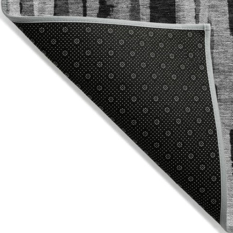 Homeroots 3'' Striped Washable Indoor Outdoor Area Rug - Durable, Stain Resistant, Perfect For High Traffic Spaces 9' X 12' Polyester 603225