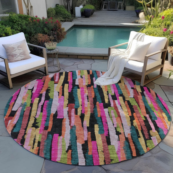 Homeroots 3'' Striped Washable Indoor Outdoor Area Rug - Durable, Stain Resistant, Perfect For High Traffic Spaces 8' Round Polyester 603229