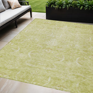 Homeroots 3' Artichoke Green And Ivory Damask Washable Area Rug For Stylish Indoor And Outdoor Spaces 10' X 14' Polyester 603352