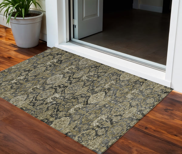 Homeroots 3' Brown And Tan Damask Washable Area Rug - Stylish, Durable Indoor Outdoor Decor For Any Space 3' X 5' Polyester 603377