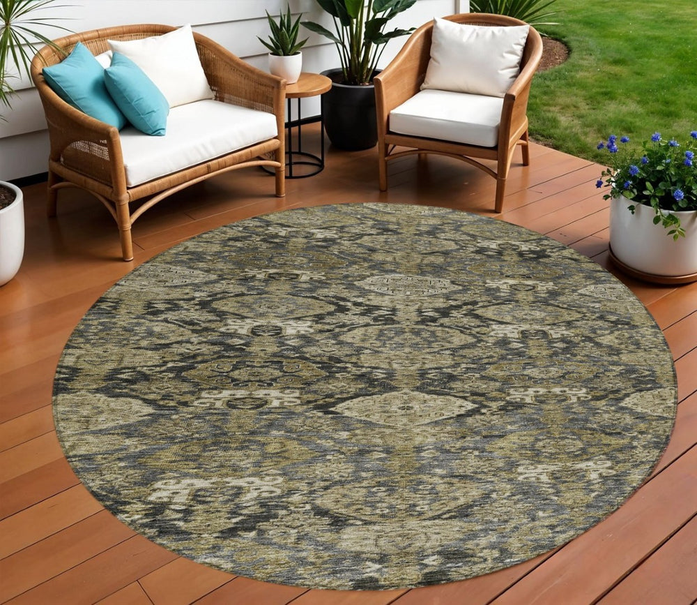 HomeRoots 5' Charcoal and Beige Damask Area Rug - Stylish, Durable, Washable for Indoor & Outdoor Elegance 8' Round 603379