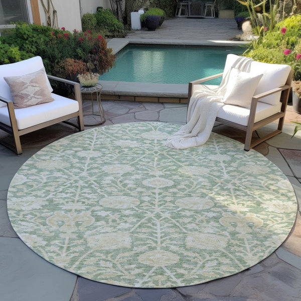 Homeroots 3' Artichoke Green Floral Indoor Outdoor Area Rug - Durable, Washable, Stain-resistant Design 8' Round Polyester 603439