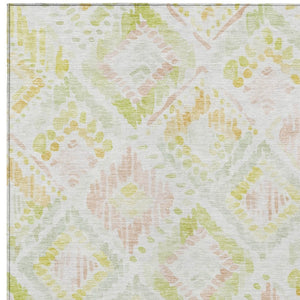 HomeRoots 5' Modern Geometric Area Rug in Pink, Green & Beige - Washable, Durable, Perfect for Indoor & Outdoor Spaces 5' X 8' 603479