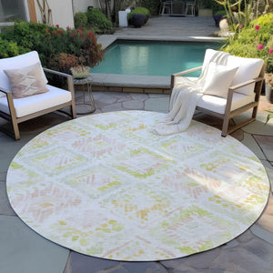HomeRoots 5' Modern Geometric Area Rug in Pink, Green & Beige - Washable, Durable, Perfect for Indoor & Outdoor Spaces 8' Round 603480