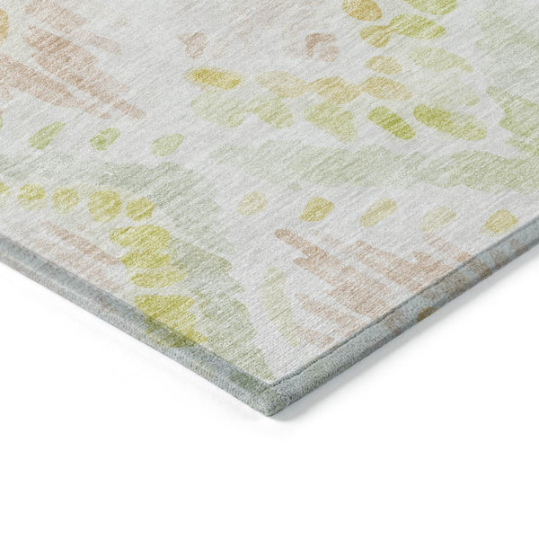 HomeRoots 5' Modern Geometric Area Rug in Pink, Green & Beige - Washable, Durable, Perfect for Indoor & Outdoor Spaces 8' X 10' 603481