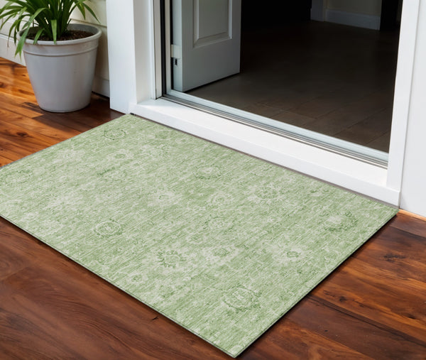Homeroots 3' Artichoke Green Damask Washable Area Rug - Stylish, Durable Indoor/Outdoor Decor For Any Space 3' X 5' Polyester 603491