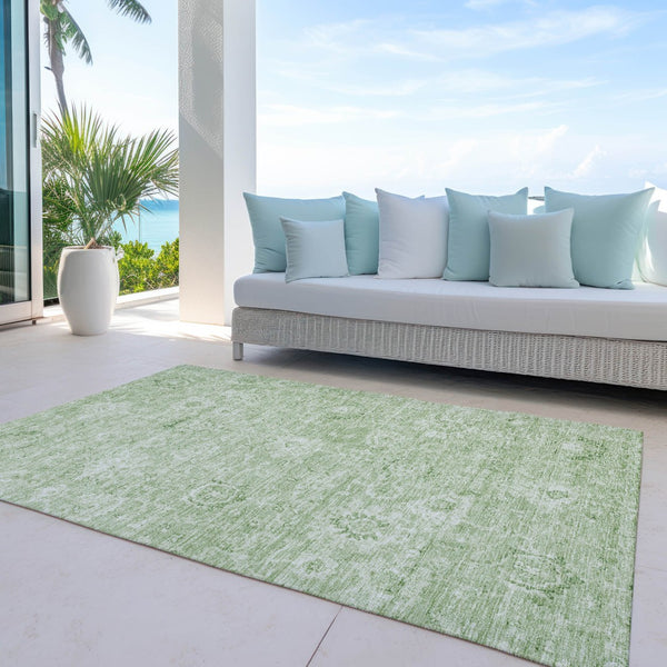 Homeroots 3' Artichoke Green Damask Washable Area Rug - Stylish, Durable Indoor/Outdoor Decor For Any Space 5' X 8' Polyester 603492