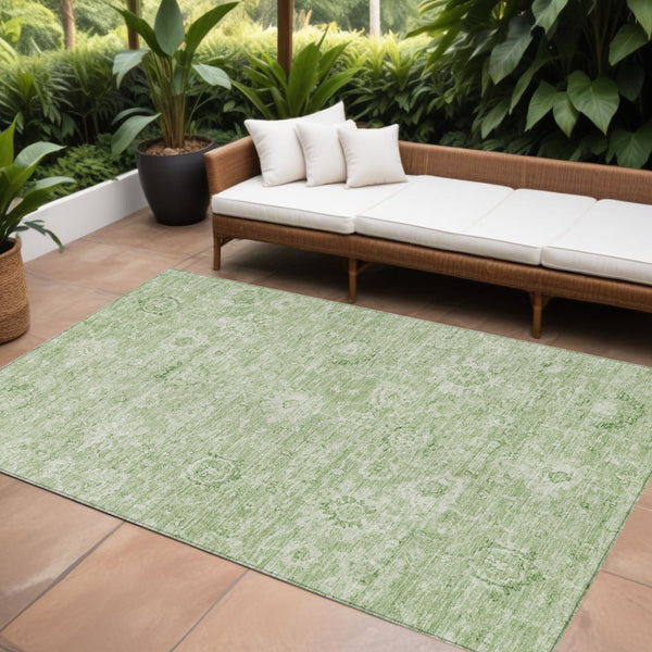 Homeroots 3' Artichoke Green Damask Washable Area Rug - Stylish, Durable Indoor/Outdoor Decor For Any Space 9' X 12' Polyester 603495
