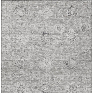 Homeroots 3' Artichoke Green Damask Washable Area Rug - Stylish, Durable Indoor/Outdoor Decor For Any Space 5' X 8' Polyester 603504
