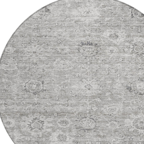 Homeroots 3' Artichoke Green Damask Washable Area Rug - Stylish, Durable Indoor/Outdoor Decor For Any Space 8' Round Polyester 603505