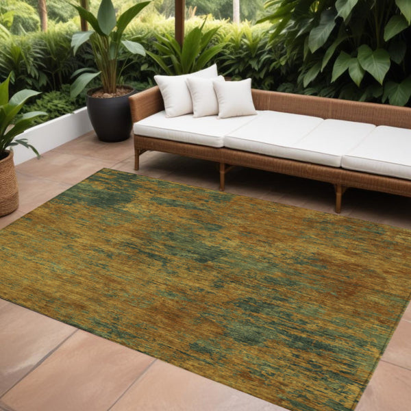 Homeroots 3' Copper And Green Abstract Washable Area Rug For Indoor And Outdoor Spaces, Durable Design 8' X 10' Polyester 603584