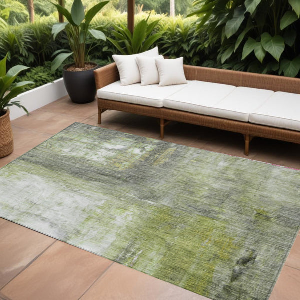 Homeroots 3' Abstract Artichoke Green And Ivory Indoor Outdoor Area Rug – Durable, Washable, Stylish Design 8' X 10' Polyester 603608