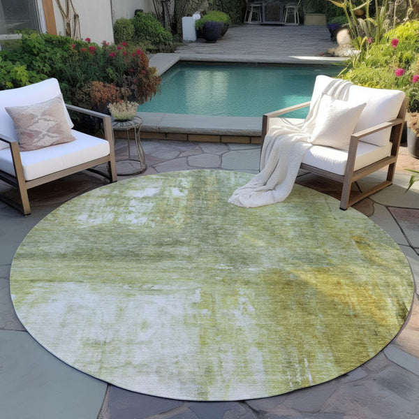 Homeroots 3' Abstract Artichoke Green And Ivory Indoor Outdoor Area Rug – Durable, Washable, Stylish Design 8' Round Polyester 603625