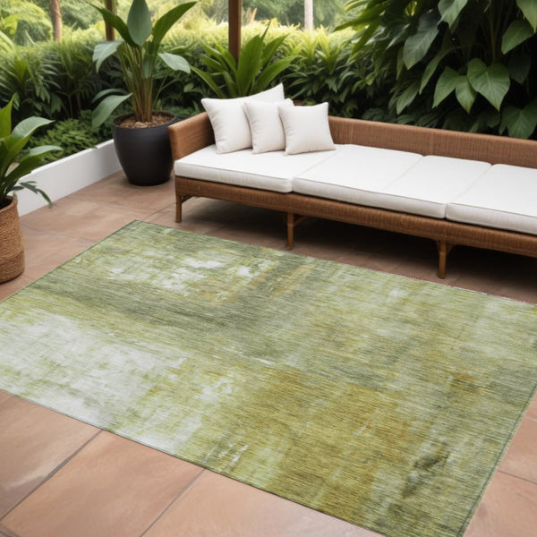 Homeroots 3' Abstract Artichoke Green And Ivory Indoor Outdoor Area Rug – Durable, Washable, Stylish Design 8' X 10' Polyester 603626