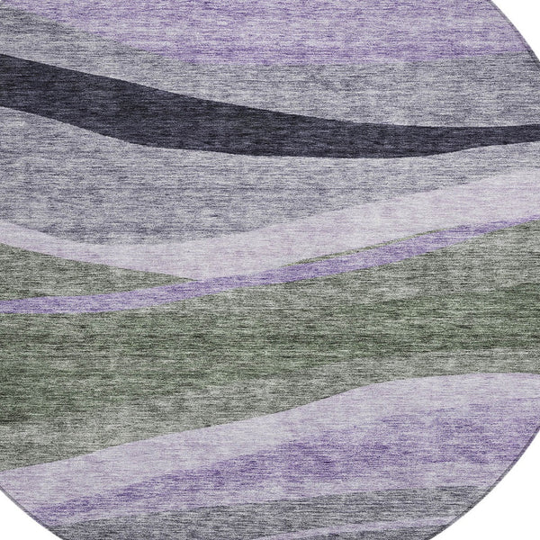 Homeroots 3' Abstract Artichoke Green And Black Area Rug - Washable, Durable, Stylish For Indoor Or Outdoor Use 8' Round Polyester 603667